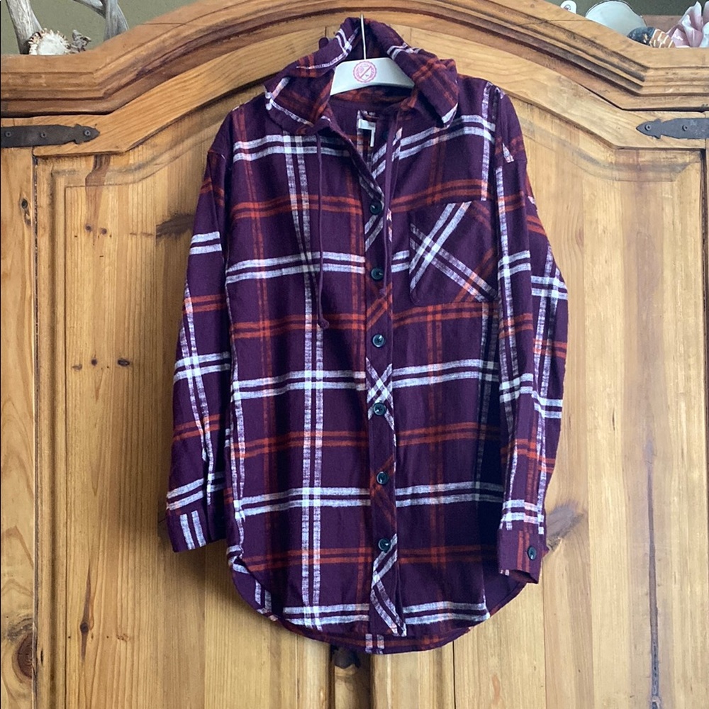 NWT Maurice’s Burgundy Plaid Flannel Hoodie